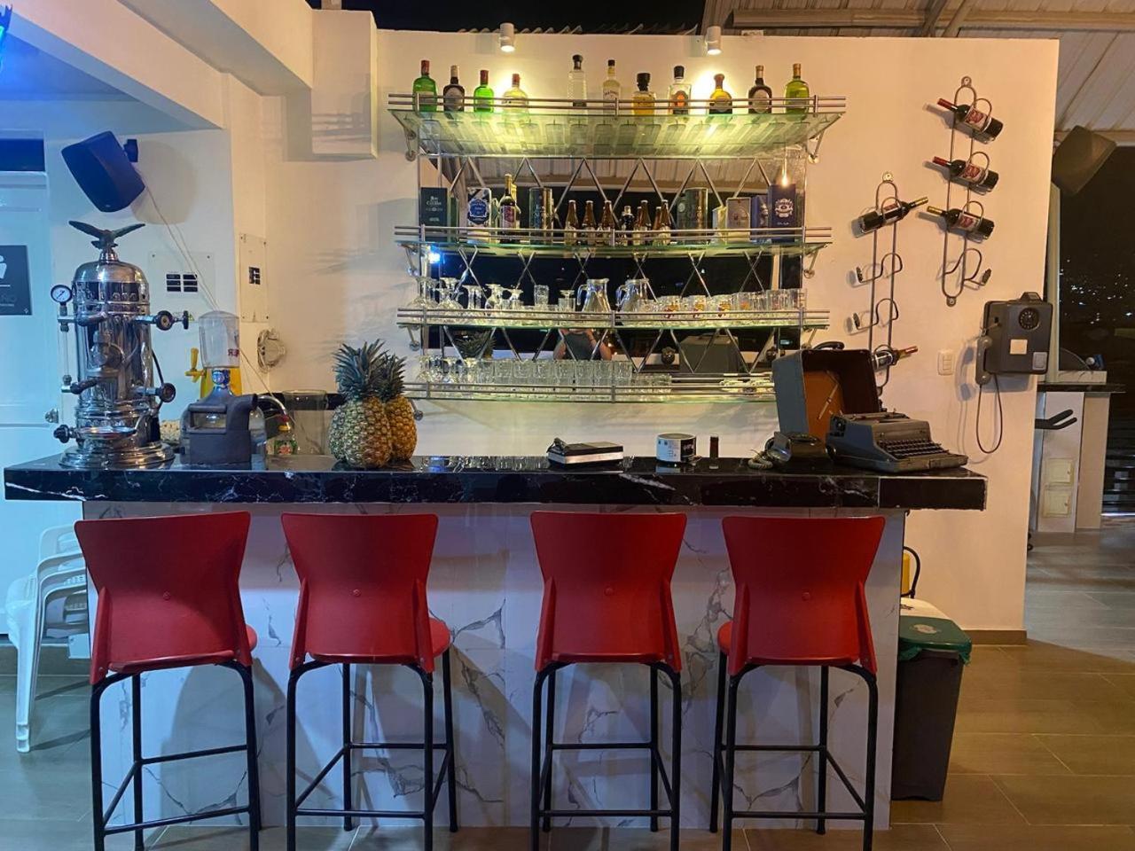 Hotel Alameda Plaza Cali Dış mekan fotoğraf